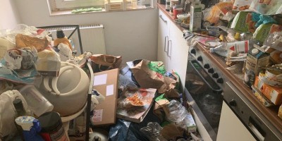 Messie-Wohnung Räumen Professionelle Hilfe bei Entrümpelung